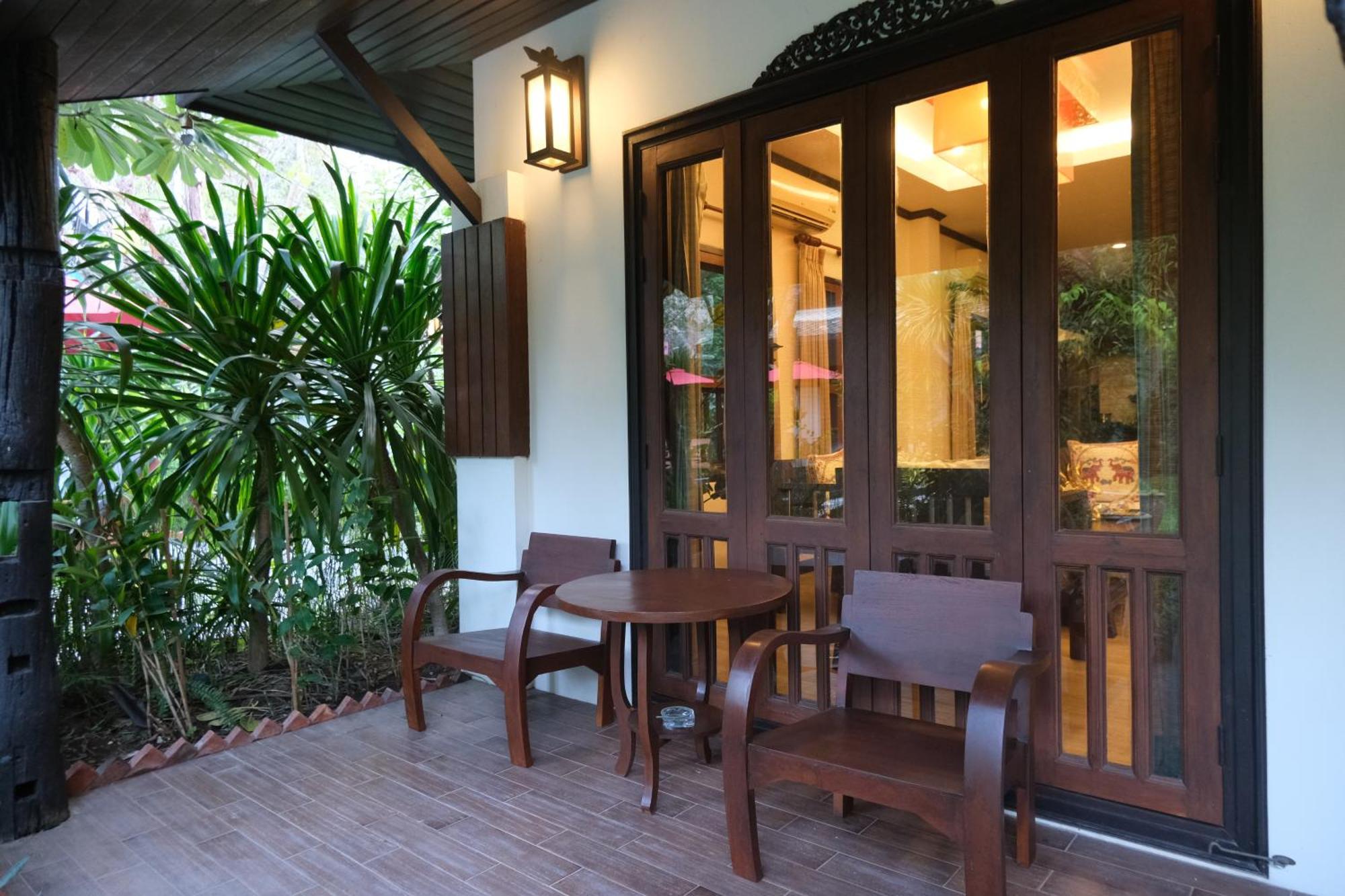 Vimarn Kaew Village And Resort Чиангмай Экстерьер фото